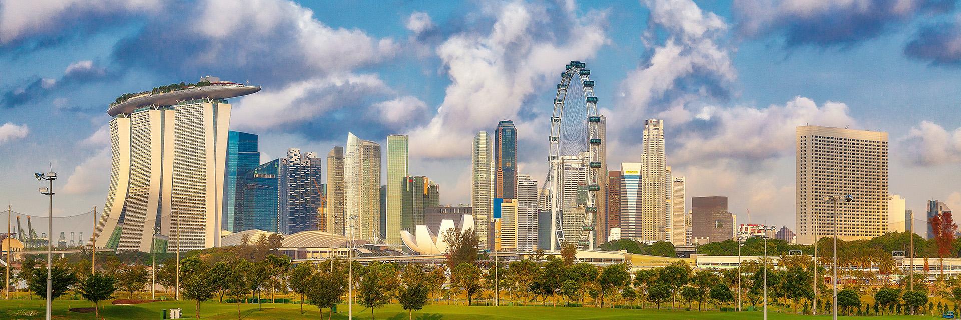 Singapore skyline featuring London Eye