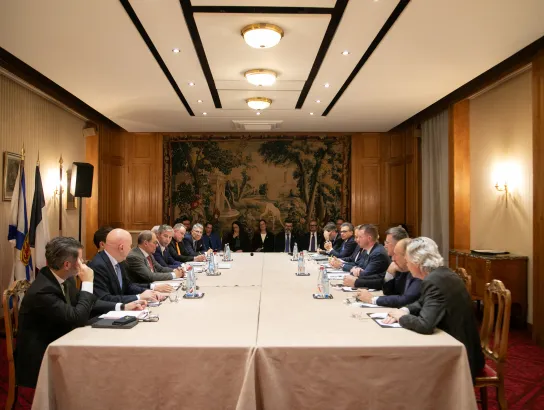 Conference of Paris_Roundtable