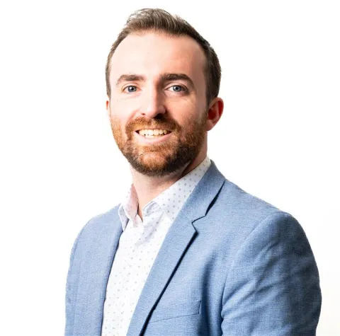 Riley Macdonald's headshot