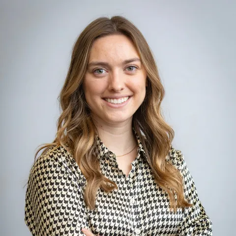 Valerie Caswell headshot