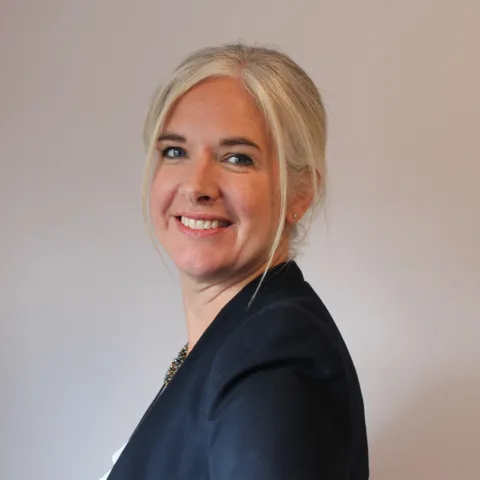Bridget Archibald Headshot