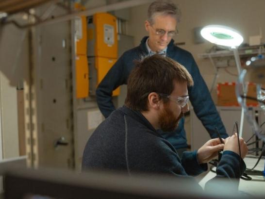 NSCC Rayleigh Partnership (people in a lab)